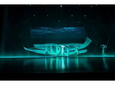 祥明37颗20W六色LED变焦摇染赋能那曲《诗经·格萨尔》，光影绘就民族文化交融新画卷