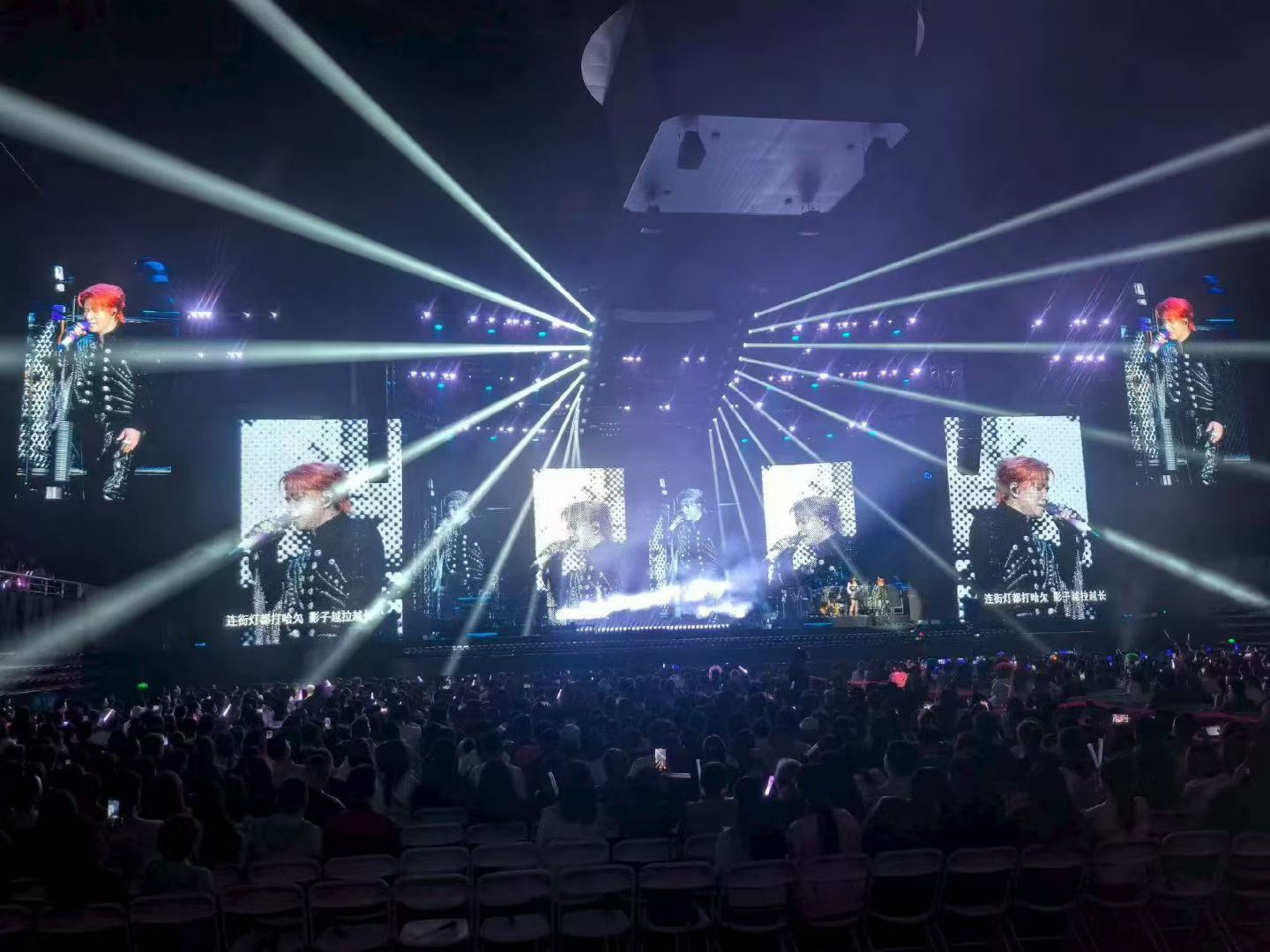 Fandy Su 2026 Tour Debuts in Hangzhou, XMLITE Lights Up the Stage