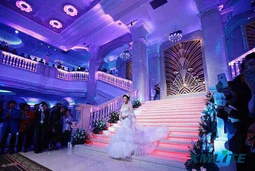 Panjin Kunlun Grand Hotel&rsquo;s New Banquet Hall Features Custom Lighting by XMLITE